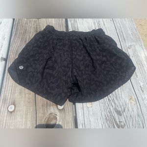 Lululemon hotty hot shorts